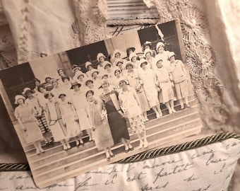 Sepia Photograph 1925 Theta Sigma Convention - Ladies in 1920s Period Dress