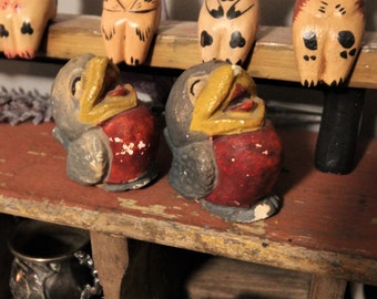 Antique Salt and Pepper - Chalkware S and P Shakers - Painted Bird Serving - Folk Art Salt and Pepper - Whimsical Knick Knacks