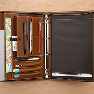 Capa de couro personalizada para iPad Air Pro, modelo pasta, compatível com iPads de 11, 12,9 e 13 polegadas.