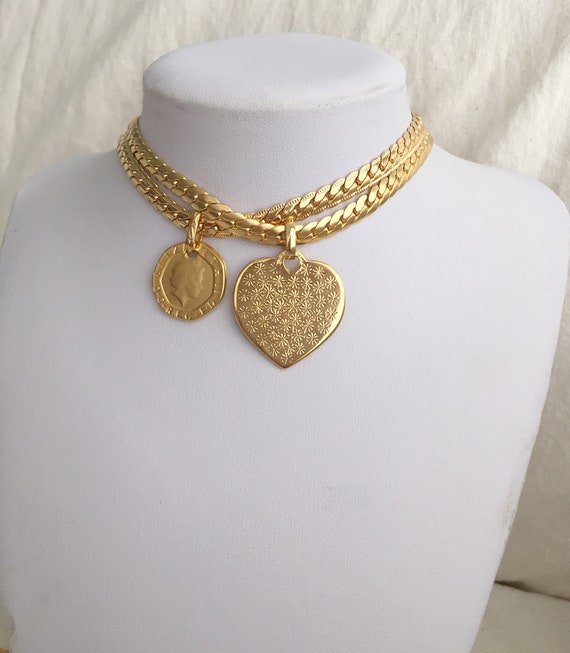 wide flat gold necklace