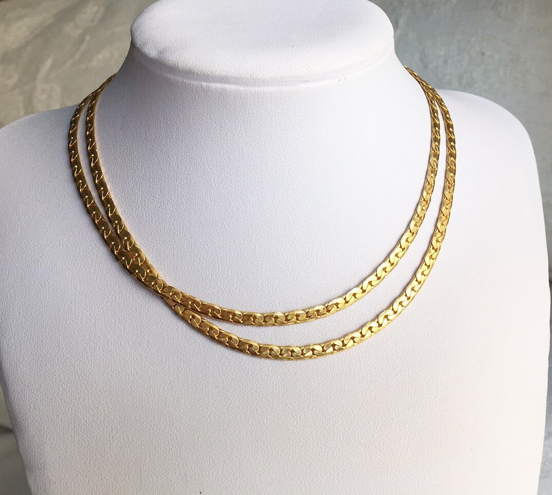 wide flat gold necklace