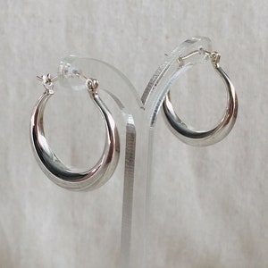 Wide gold hoop Bubbles hoop wide huggies gypsy hoop bold chunky gold hoops Thick gold hoops Gold Cartilage hoop Wide hoop 70's hoops