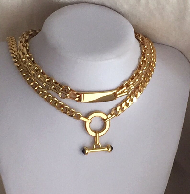 Gold toggle chain necklace Clearance