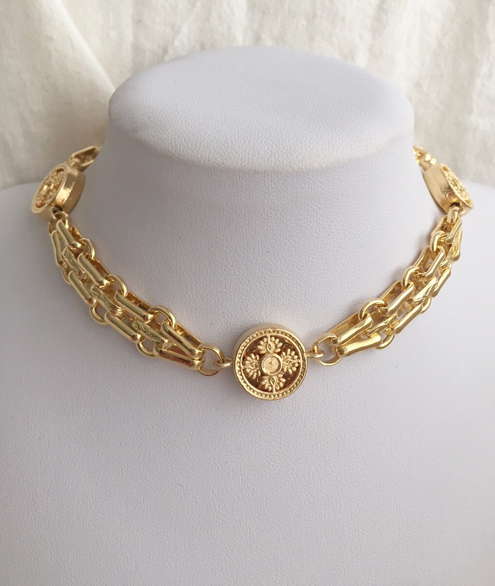 Wide gold deals choker