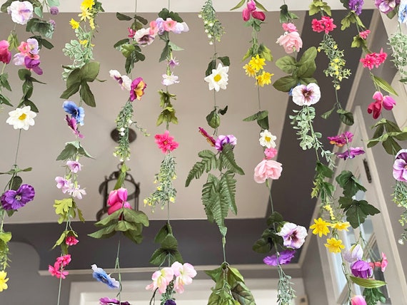 Wildflower Garland Hanging Flower Decor, Flower Garland Wall Decor, Hanging  Flower Backdrop 