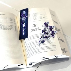 BookTok 暴力ダガー ステッカー | ドラゴン | 第四の翼 | ファンタジー | ACOTAR | バイオレット | ザデン | ターン | 暴力的な小さなもの | スマット