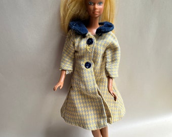 Vintage Barbie Doll Blue Velvet and Houndstooth Jacket, Hand Made - Technical View