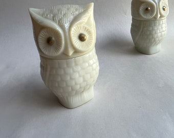 Vintage White Owl Jar by Avon Collectable Bird