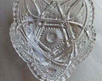 Vintage Imperial Pattern 212 Star & Fan Heart Shaped Dish NuCut Pressed Glass