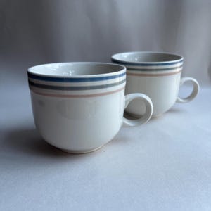 Vintage International China Stoneware Pastel Rainbow Mug Set, Contemporary Coffee Cup Set Japan