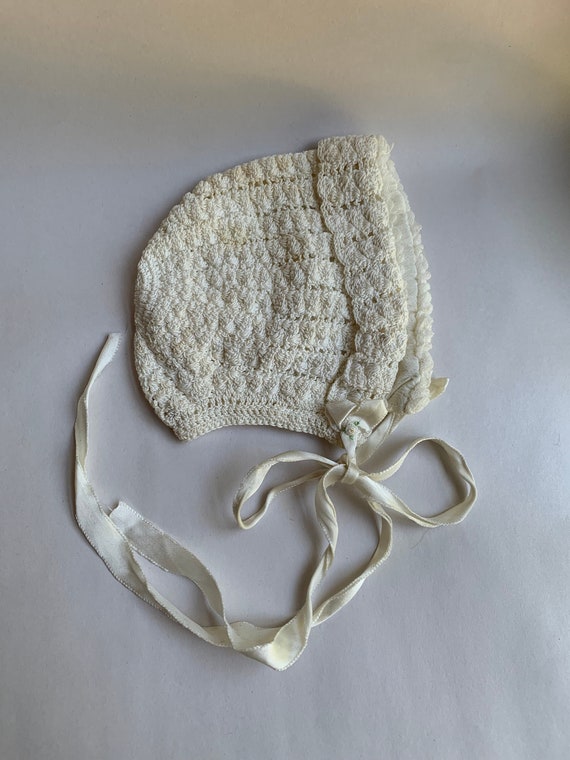 Vintage Off White Corded Crochet Baby Bonnet Hand… - image 1