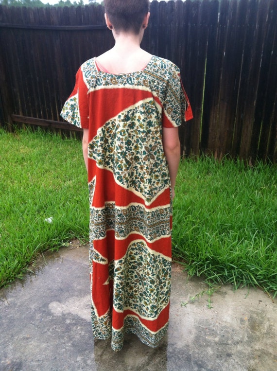 Vintage 70s Hippie Ethnic Print Maxi Dress - image 3