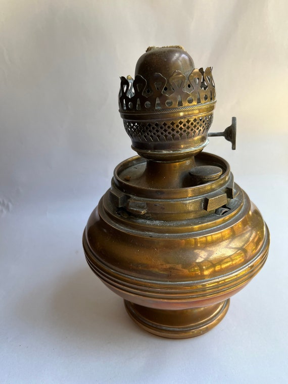 Aladdin Model B Oil Lamp Base (JL) Aladdin Model B Oil Lamp Base (JL)