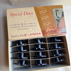 Vintage Singer Touch & Sew Fashion Disc Set 21976 - Zig-zag 600