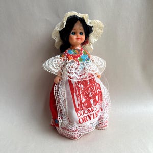 Vintage Duomo Di Orvieto Italian Souvenir Doll, Sleepy Eye Doll - Etsy