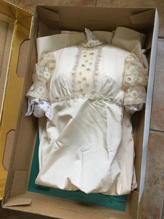 Vintage 60s Wedding Dress