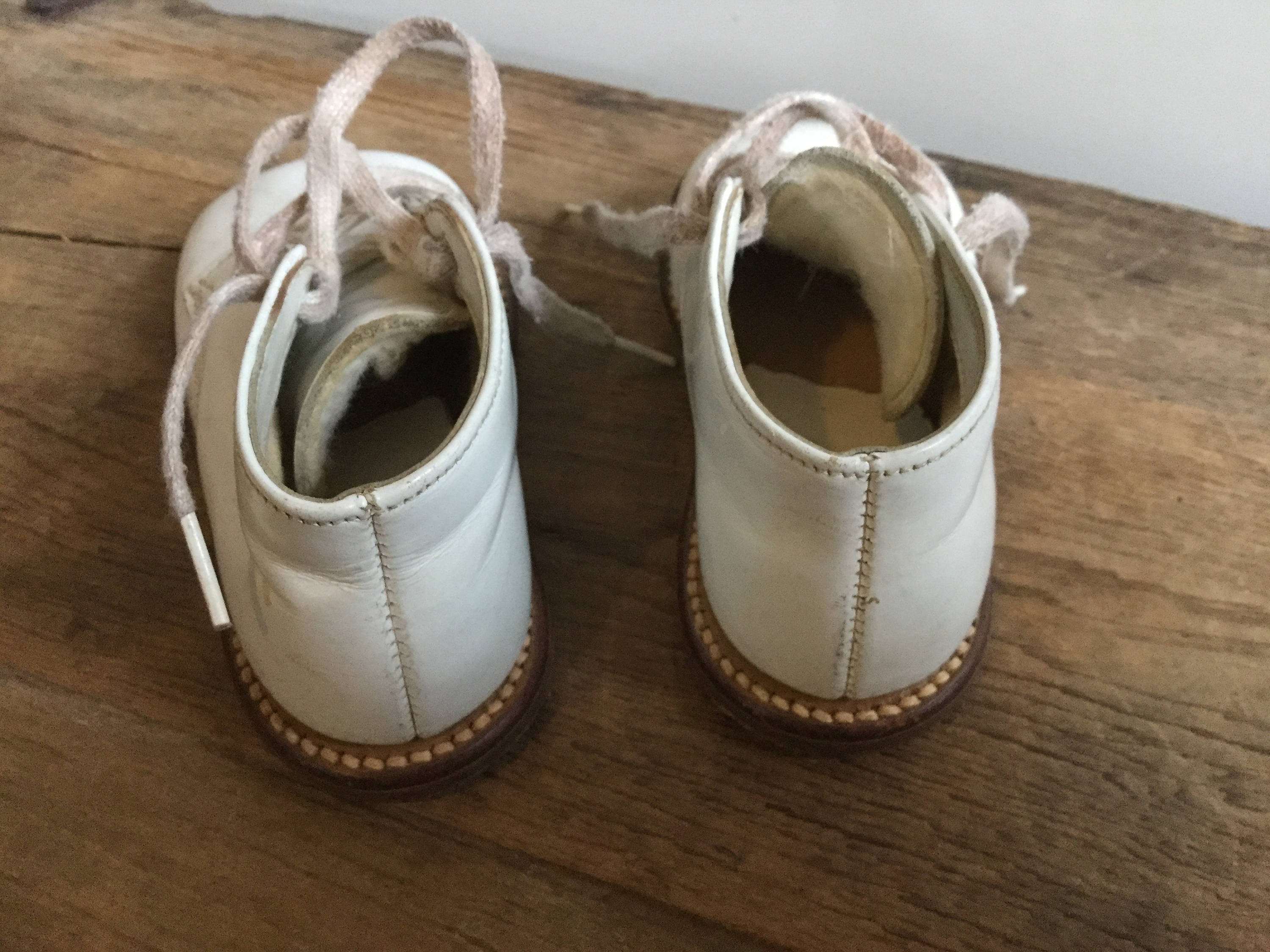 Vintage Buster Brown White Leather Baby Shoes - Etsy Vintage Buster Brown White Leather Baby Shoes - Etsy