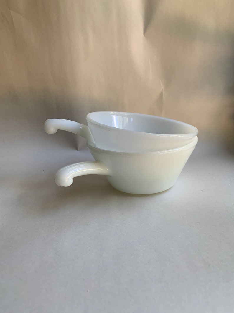 Vintage White Milk Glass Bowl Set With Handles by Anchor - Etsy
