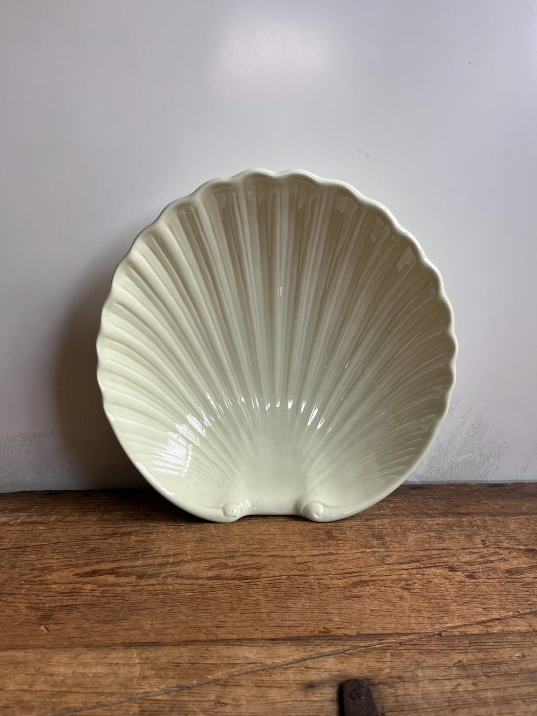 Large Vintage Ceramic Seashell Bowl, Beach House Ocean Decor