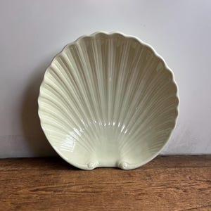 Large Vintage Ceramic Seashell Bowl, Beach House Ocean Decor