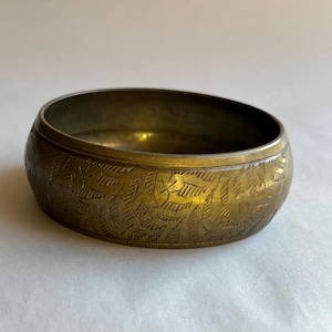 Vintage Etched Floral Brass Bangle Bracelet Accessory Boho Jewelry