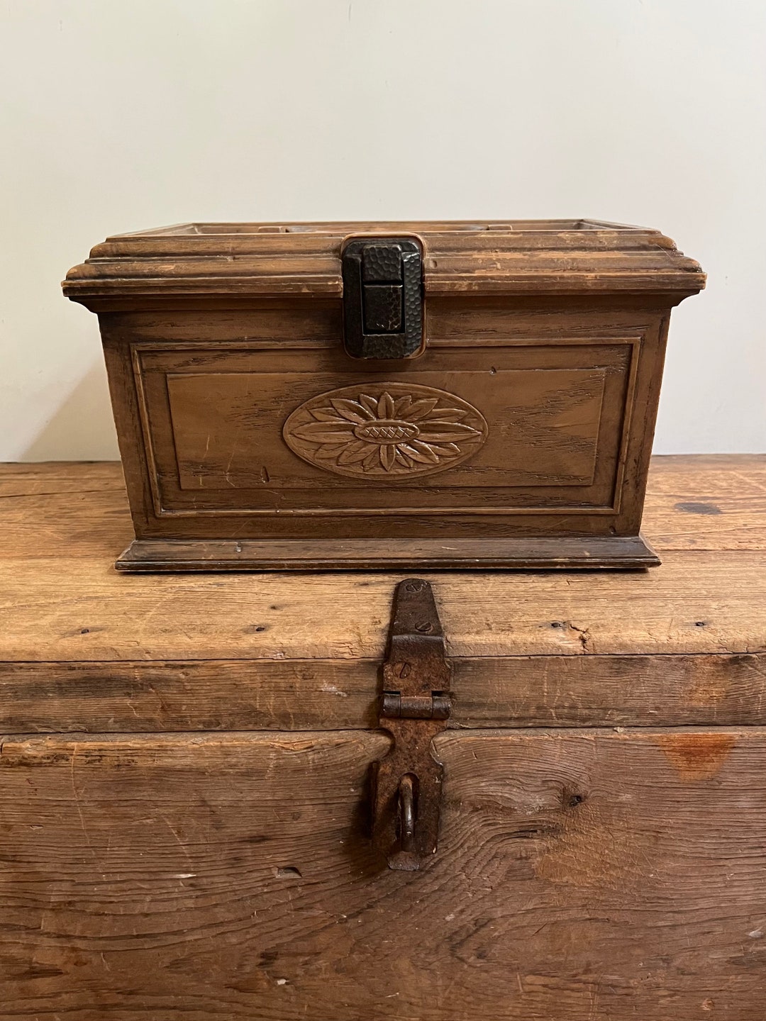 Vintage Faux Carved Wood Sewing Box by Lerner New York - Etsy