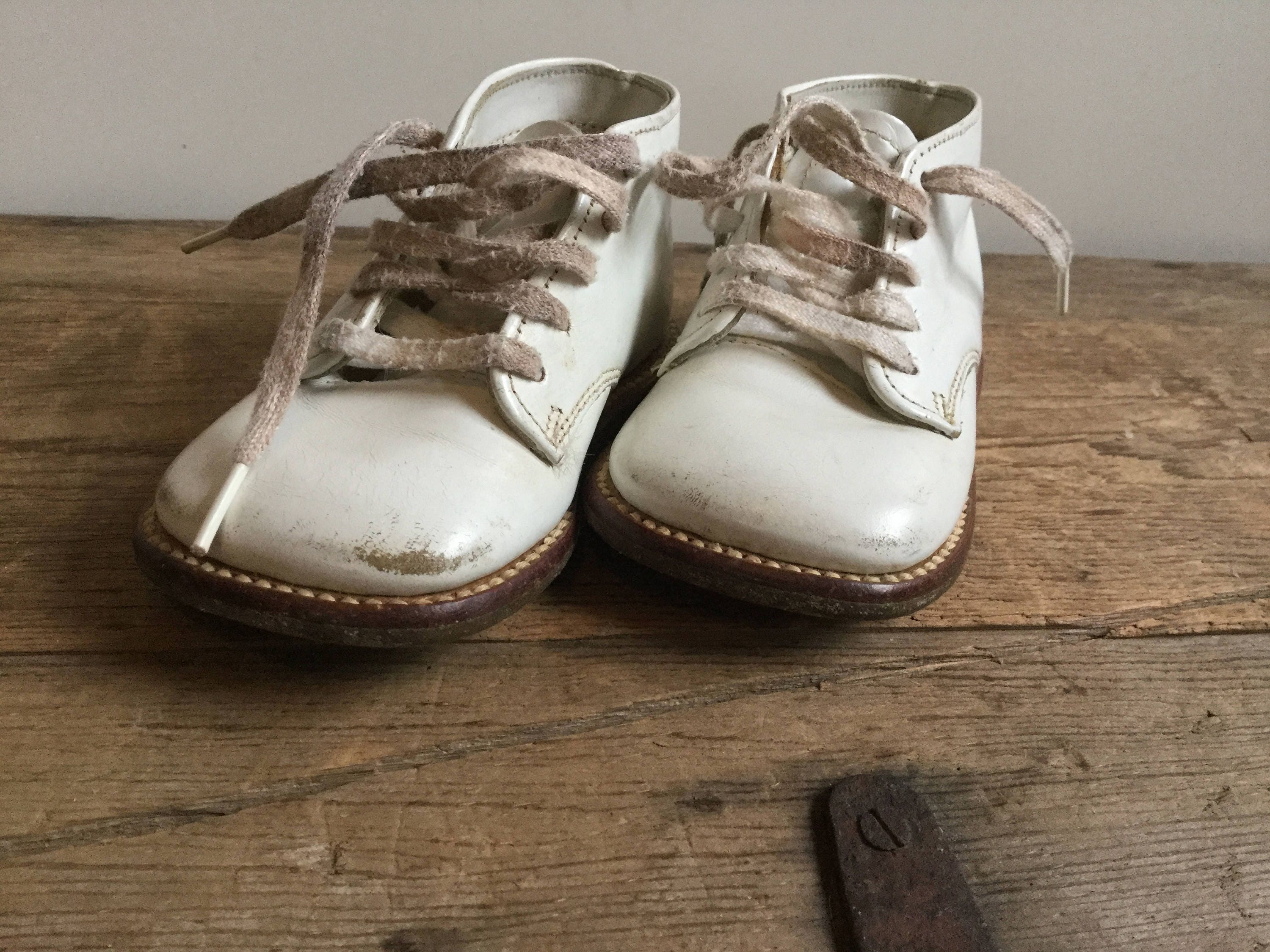 Vintage Buster Brown White Leather Baby Shoes - Etsy Vintage Buster Brown White Leather Baby Shoes - Etsy
