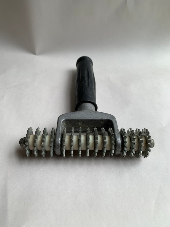 Vintage Carpet Seam Roller Serrated Hand Tool Perforation Punch 