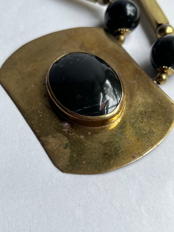 Vintage Modern Brutalist Black Onyx and Brass Nec… - image 4