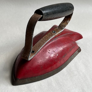 Vintage Sunny Suzy Red Tin Toy Iron by Wolverine Supply Co Pittsburgh PA