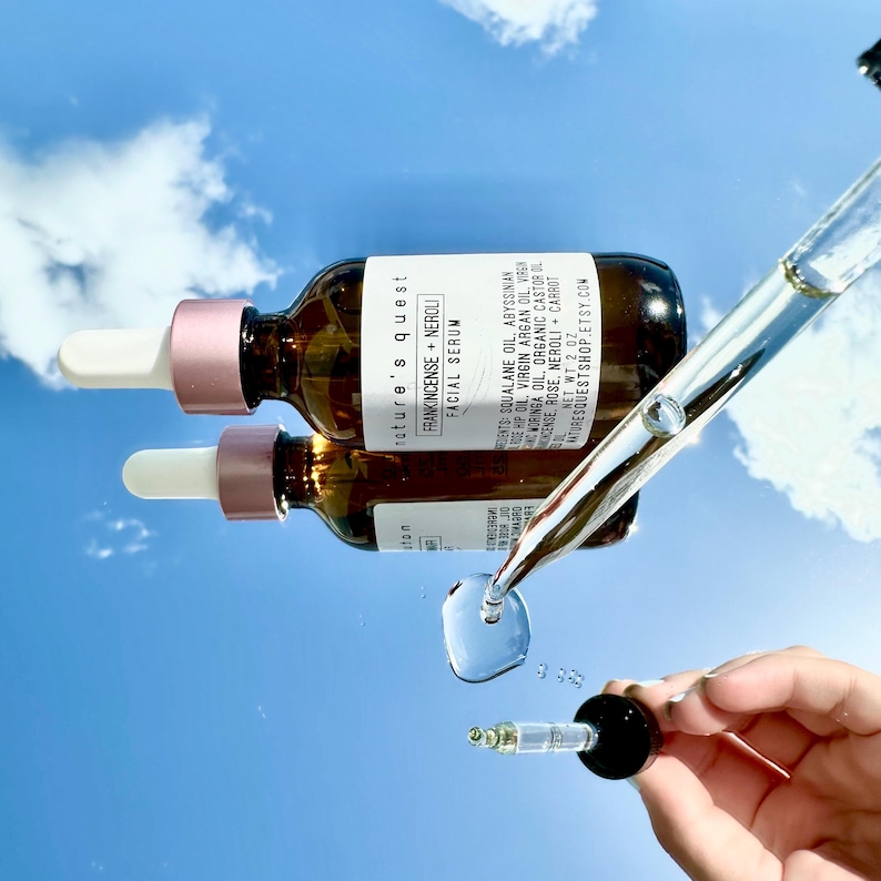 Hydrating Plant-based Facial Serum with Frankincense, Neroli and Rose Essential Oils