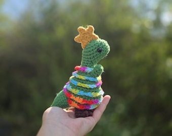 Dinosaurio de ganchillo para árbol de Navidad: decoración navideña de T-Rex hecha a mano