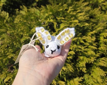 Conejito antiestrés de ganchillo hecho a mano con cuentas