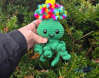 Calamar de peluche para árbol de Navidad tejido a crochet