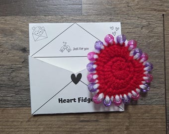 Corazón de ganchillo con cuentas