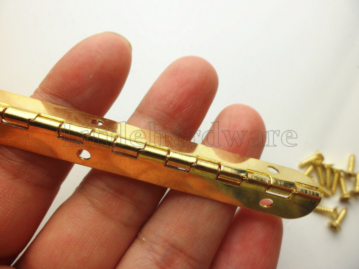 女性像 金属製置き物 41gb4X8v0HL.jpg_BO30,255,255,