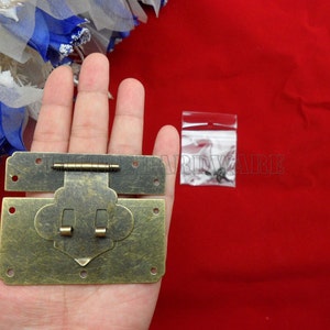 77mm x 60mm bronze color small box hardware lock latch box latches box catches LC0017