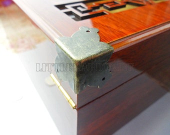 8PCS 26mmX26mmX26mm antique brass Jewelry Box Corner Decoration Corner Protection Decorative Corner Bracket for Chest Case Box CB0045