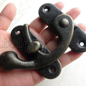 105mm x 85mm big size bronze color Ox horn Jewelry Box catch /Box Staple Hasp Catch / jewelry box latch / small box hardware LC0103