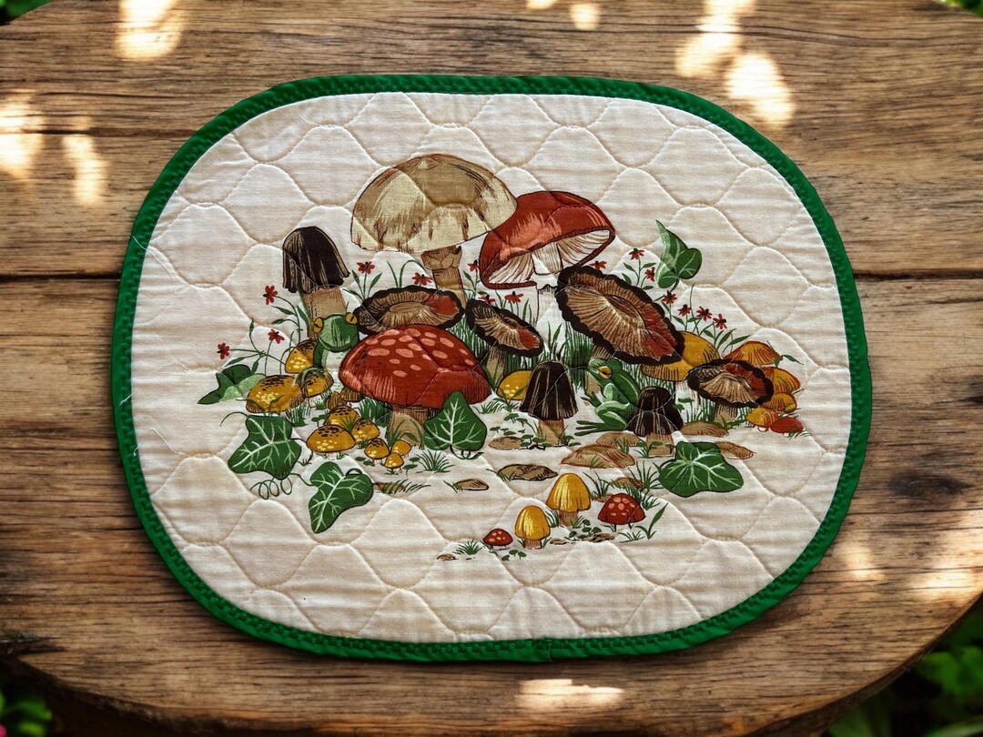 Forest Mushroom Quilted Place Mat NCU0NTD395