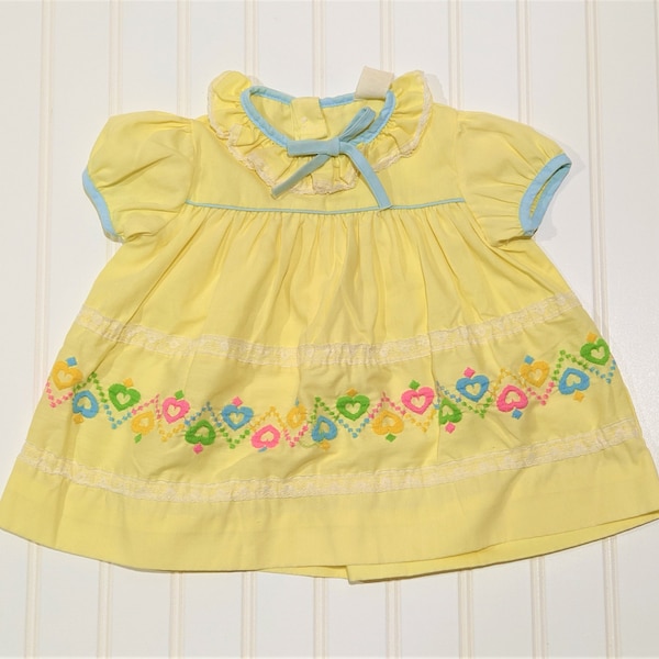 Vintage baby dress. Yellow baby dress. Baby dress sz 9 months
