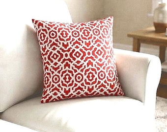 Housse de coussin géométrique en coton rouge, motif écru, fermeture portefeuille