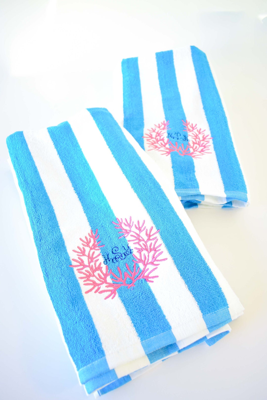 Kişiselleştirilmiş Plaj Havlusu - Normal Boyut, Gölge Monogramlı, Kelly Çizgili