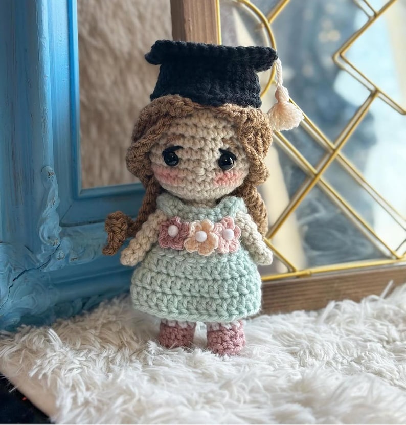 Graduation Crochet Tutorial Quick and Easy Crochet Graduation Cap Video Tutorial - Etsy