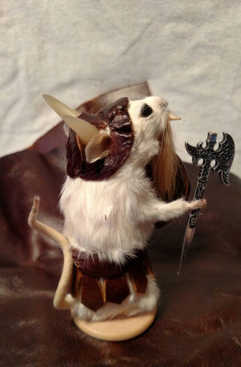 Viking taxidermy Mouse image 4