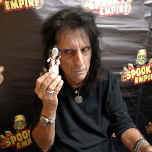 Taxidermy Mouse Alice Cooper image 2