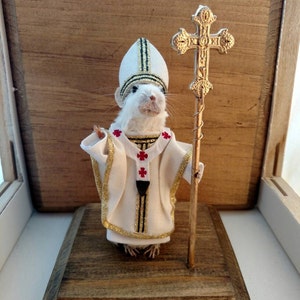 Taxidermy Mouse Pope Francis image 1