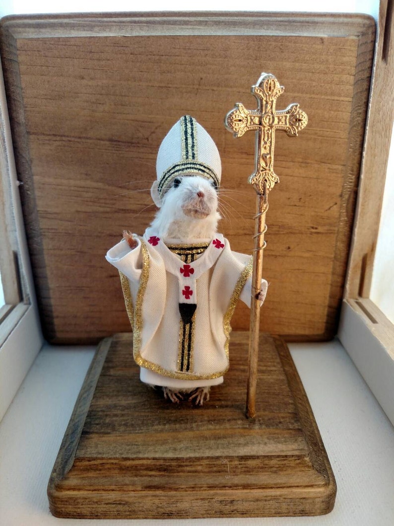 Taxidermy Mouse Pope Francis image 1