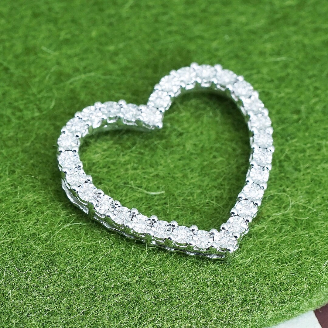 Porte-clés Pendentif HERMÈS Vintage En Argent Sterling Coeur - Authentique - Occasion