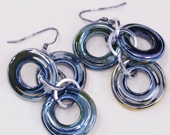 Vintage (001022) sterling silver handmade earrings, oxidized 925 silver entwined circles dangle, silver tested